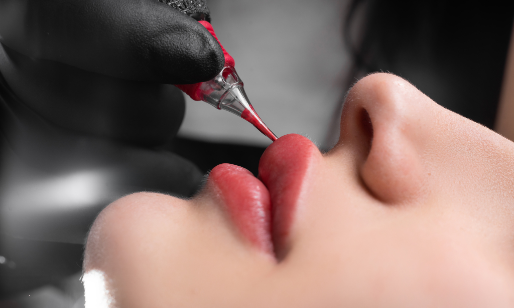 Complete Makeup Training for Lips